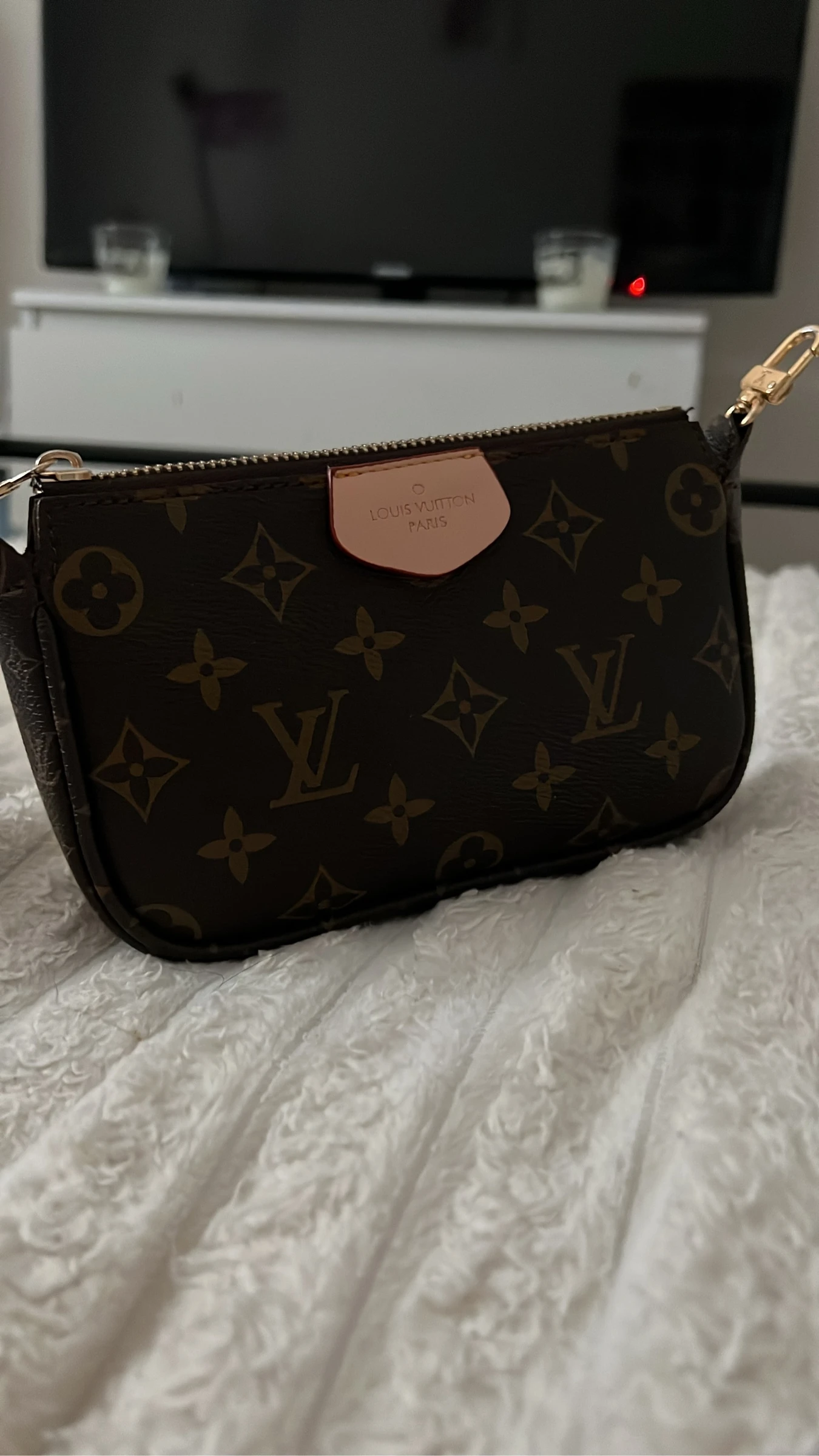 tas – photo 3